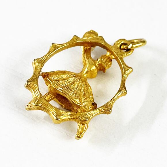 Vintage Ballerina Dancing Girl Charm 1960's - Picture 4 of 5